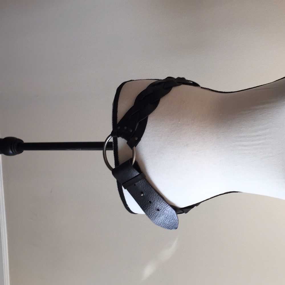 Black woven leather hip belt